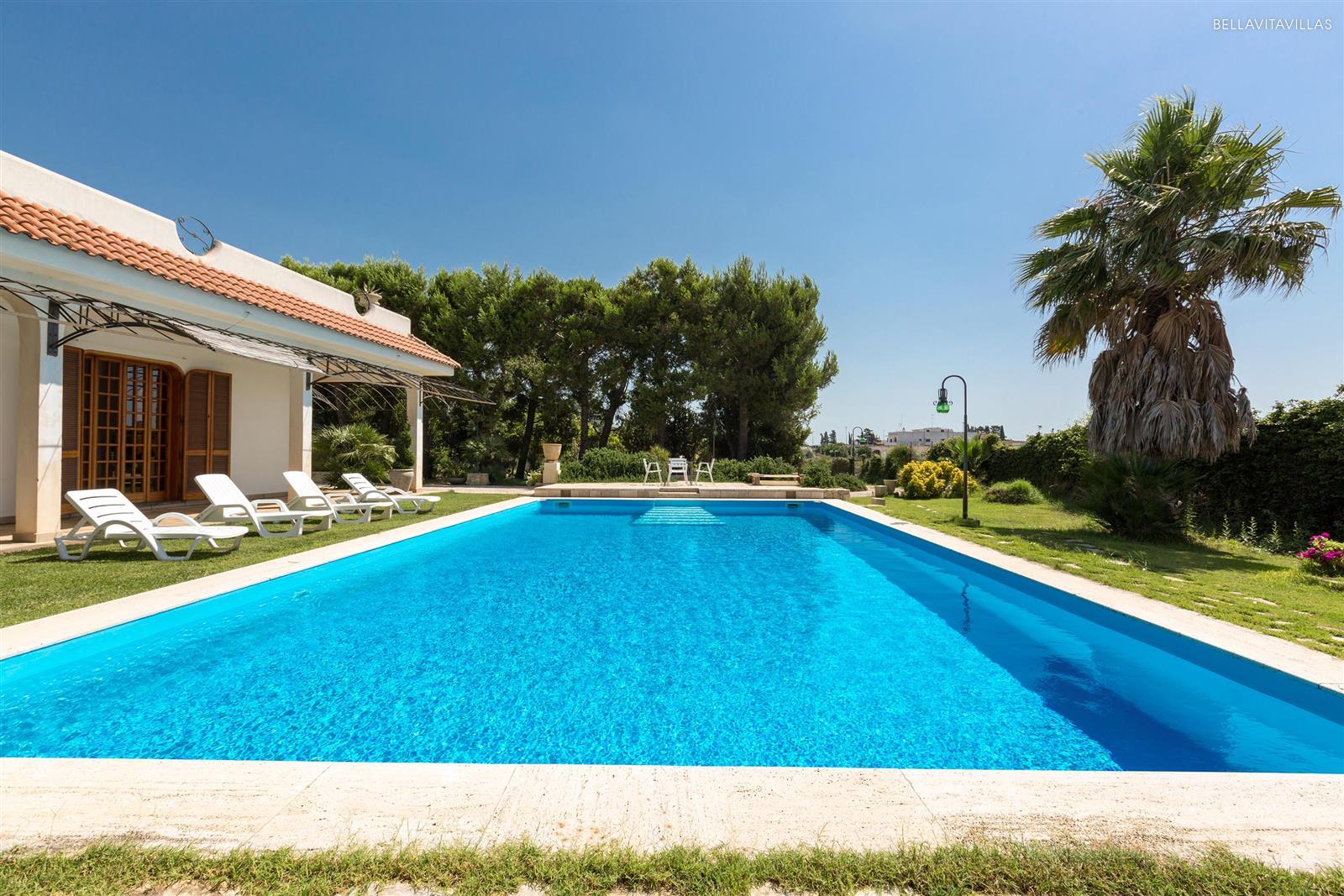 Affitto villa con piscina a Porto Cesareo
